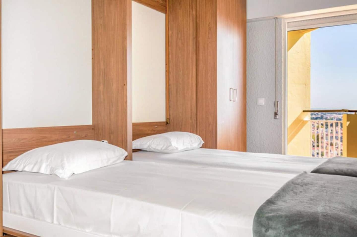 Wonderful Studio In Cascais With Sea View Экстерьер фото